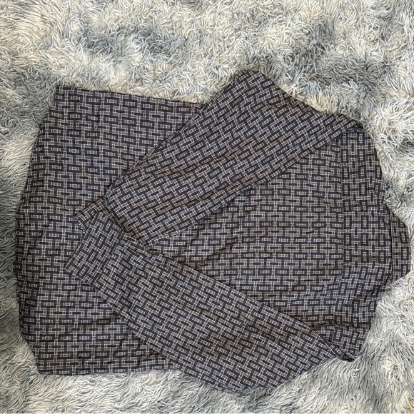 Bugatchi Black and Gray Casual Button Down Shirt - Picture 7 of 8